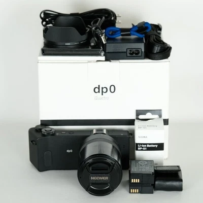 Sigma dp0 Quattro 29.0MP Kompakt Digitalkamera Schwarz APS-C Weitwinkel mit Box - Bild 1 von 4