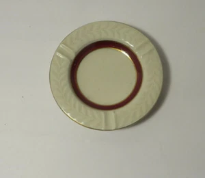 Vintage Shenango China White Laurel Leaf 4.5 Ashtray ~ Gold & Red Trim - Picture 1 of 5