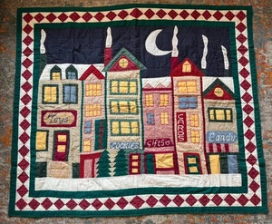 Village Design Patchwork Quilt Schoßdecke Wandbehang 58”x 48” siehe Bilder - Bild 1 von 13