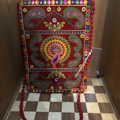 Bolso de Hombro Bordado Indio Hecho a Mano Estilo Kutch y Shisha Boho Hippie Foto 1 de 4
