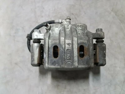 Mitsubishi Outlander MK3 2016 pinza freno delantero lateral conductor  Foto 1 de 4