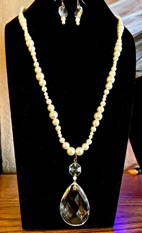 Vintage Handknotted Pearl Necklace and Chandelier Crystal Pendant/Earring Set Cover