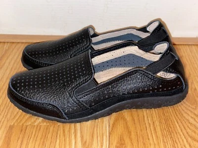 NEW Spring Step Black Leather Flat Slip on Shoes Size 37 M US 6.5 7 - Image 1 of 4