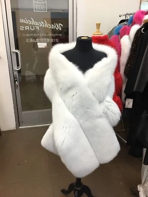 PRECIOSO CHAL CAPA ENVOLVENTE ESTOLA DOBLE FILA ZORRO BLANCO BLANQUEADO MONROE NUEVO Foto 1 de 4