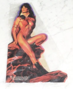 Vampirella Standee 1998 Harris Publications 80404 Cardboard Table Top 10 inch - Picture 1 of 2