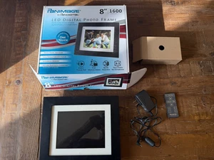 PANIMAGE by PANDIGITAL 8" LED Wood & Glass Digital Photo Frame  FREE SHIPPING! - Picture 1 of 11