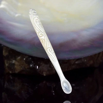 Ornate White Mother-of-Pearl Salt Spoon - Hand Carved Floral Relief 1.73g - Image 1 of 4