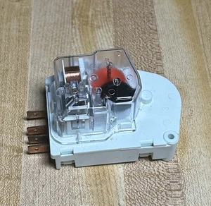 Whirlpool Refrigerator Defrost Timer DBZC-1430-1D5 - Picture 1 of 4