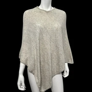 100% CASHMERE Poncho Shawl Ivory Gray Neutral Color OS One Size Made in Nepal - Picture 1 of 3