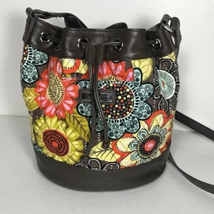VERA BRADLEY Bucket Drawstring Cinch Crossbody Purse Flower Shower - Foto 1 di 13