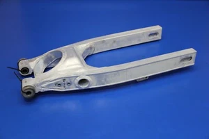 1986 86 YZ125 YZ 125 Rear Swingarm Swing Arm Suspension Fork Cushion Back Mount - Picture 1 of 16