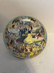 Disney Snow White and the Seven Dwarfs Musical Memories Plate, 7.5" - Picture 1 of 4