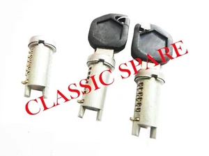 2x Juego de llaves de bloqueo de triple barril - Scooter vintage Vespa PK 50 XL - Imagen 1 de 1