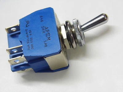 1 inverseur bipolaire APEM 15A 2RT réf: 646 SHK à cosses Fast on de 6.35mm