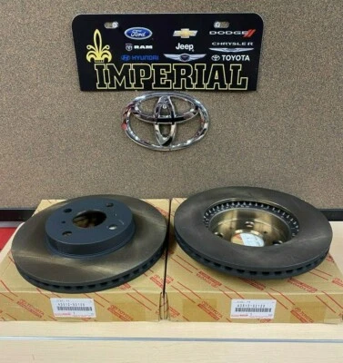 2012-2019 TOYOTA PRIUS C GENUINE OEM NEW FRONT DISC BRAKE ROTORS qty 2  - Image 1 of 4