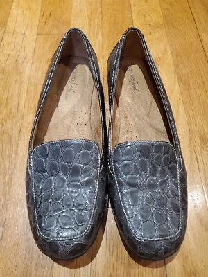 Naturalizer Natural Soul Women's Size 8.5 Gray Faux Animal Skin Flats Loafers Foto 1 de 4
