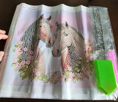 Diamond Painting 5D DIY PARTIAL 30x30cm 🐝 HORSES 64 🐝 Free Post - Imagem 1 de 2