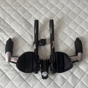 Deda Carbon Aero Handlebar Track Bike Used Lightweight with Garmin Mount - Picture 1 of 9