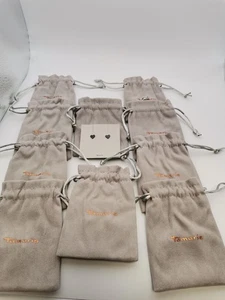 10 Tamaris Ohrstecker für Damen mit Herz. Edelstahl. - Bild 1 von 3