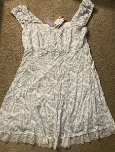 Vestido Her Universe Bridgerton - Talla 3X Nuevo con etiquetas - Imagen 1 de 5