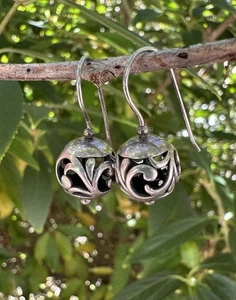 Silpada 925 Sterling Silver Simple Delight Filigree Ornate Ball Bead Earrings - Picture 1 of 6