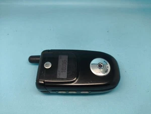 Motorola V220 Black Mobile Flip Phone - Picture 1 of 7