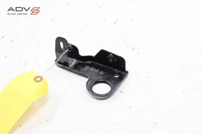 Intercooler Maserati Ghibli 2014-2016 lado derecho soporte de montaje inferior OEM Foto 1 de 4