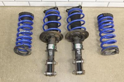 Пара передних стоек и пружин для купе Ford Mustang 2015-2020 годов выпуска (без комплектации) - Изображение 1 из 4