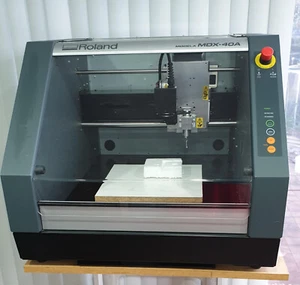 Roland MDX-40A CNC Milling Machine with software made in Japan - Picture 1 of 7