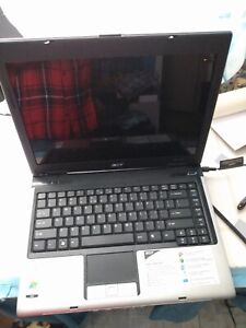 ACER ASPIRE ZR1 Laptop~ AS IS~ Windows Vista Home Basic~ for parts or repair 