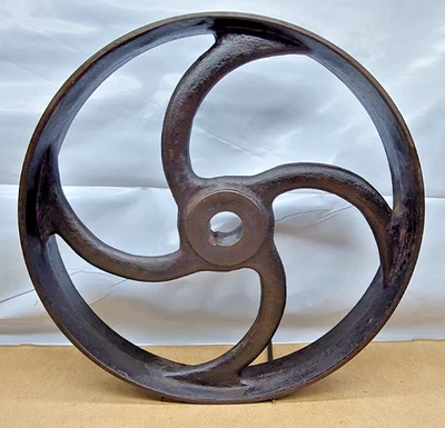 Altes XXL Eisenrad Welle Maschinenrad Loft Industrial Requisite Gusseisen D-44cm - Bild 1 von 4
