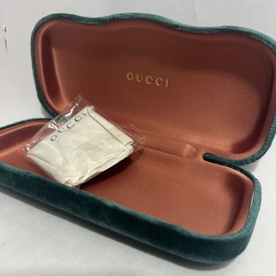 GUCCI Terciopelo Estuche de Almacenamiento Gafas de Sol Anteojos Estuche Rígido Verde Usado en Excelente Condición Foto 1 de 4