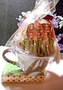 Wrapped gift ceramic coffee mug with Hot Chocolate, etc. Take a peak.. - Picture 1 of 7