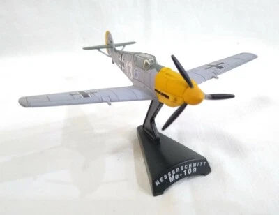 Aereo da caccia Messerschmitt Me-109scala 1:87 modellino model car  tedesco - Immagine 1 di 4