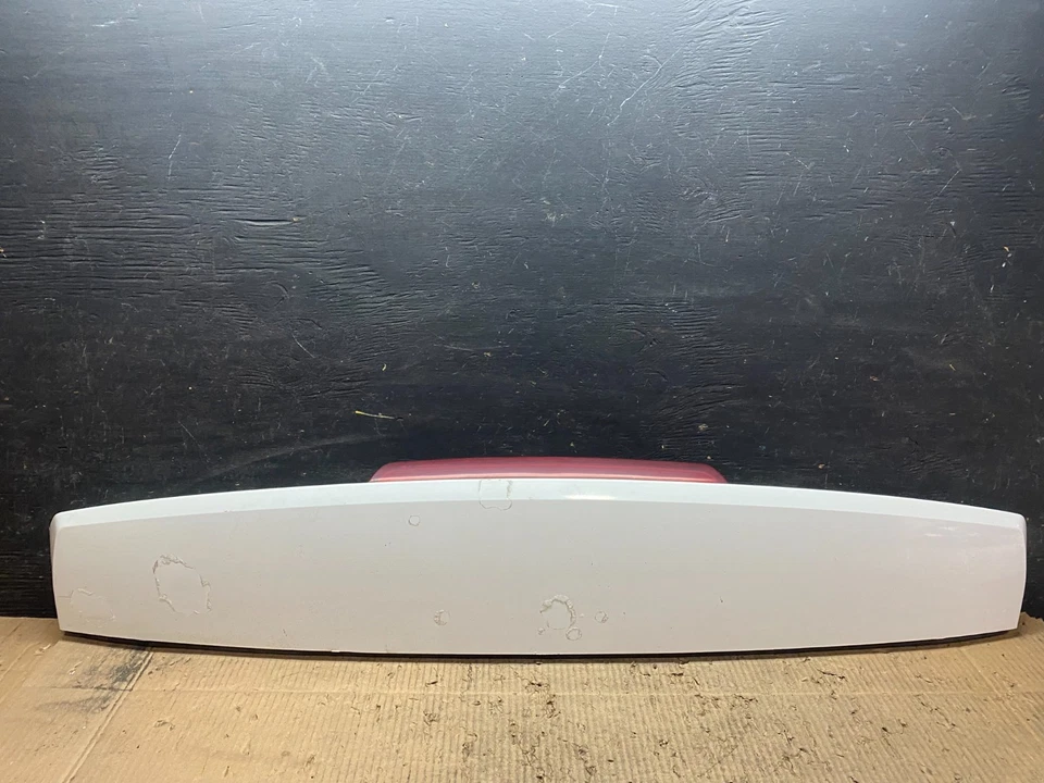 2007-2014 Chevrolet Tahoe Suburban Yukon Spoiler Wing 3rd Brake Light T9954 DG - Image 1 of 4