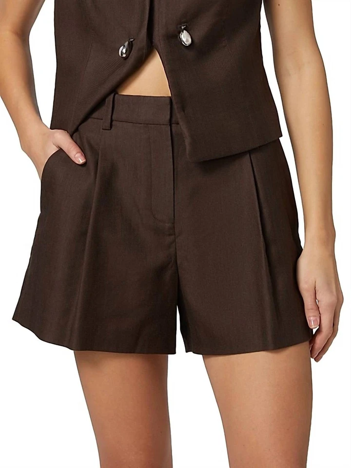 A.l.c. Charles plisado a medida corto algarroba oscura Foto 1 de 1