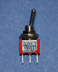 100 Stück Miniatur Kippschalter 1MS1T1B1M2QES Ein/Ein 3P SPDT 2A250V 5A120V PCB Pin* - Bild 1 von 8