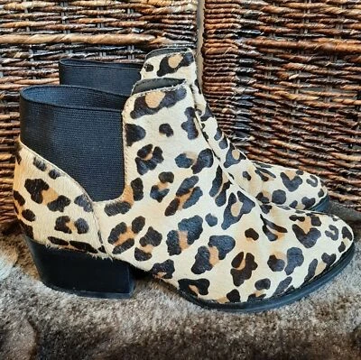 Botas Steve Madden Para Mujer 6 Tostadas Palacio Pelo de Vaca Estampado de Leopardo Western Mobwife Foto 1 de 4