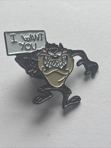 Insignia de metal Looney Tunes Taz. - Imagen 1 de 2