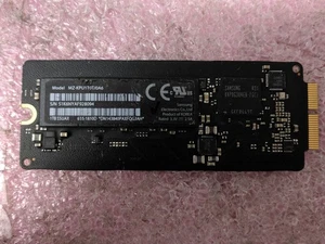 Apple / Samsung MZ-KPU1T0T/0A6 655-1810D 1TB SSUAX SSD Solid State Drive | HD139 - Picture 1 of 5