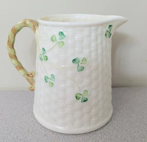 Vintage Belleek Kleeblatt Korbgeschirr kleiner Krug - Bild 1 von 4