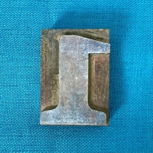 Vintage Wooden Letterpress Type: Numbers Slab Serif Ultra-Wide 20-Line - Picture 1 of 3