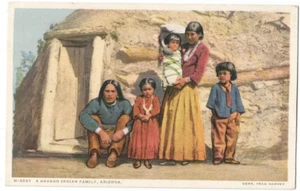 AZ Arizona alte Postkarte, Navaho Indianerfamilie, Fred Harvey - Bild 1 von 2