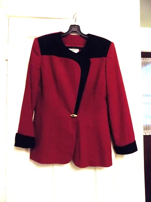 Chaqueta Blazer De Colección Jacqueline Ferrar FABULOSA Roja Negra Almohadillas para el Hombro talla 8 Usada en Excelente Condición Foto 1 de 4