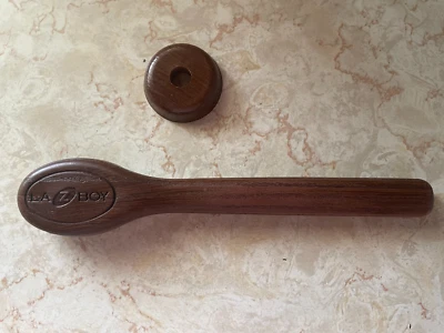 Manija de silla reclinable LA-Z-BOY - Ranura en T, retirada de un reclinable roto, OEM Foto 1 de 4