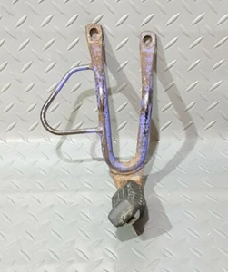 ♻️ Kawasaki KLX 650 1993 - 1996 Rear Right Pillion Hanger Footrest Footpeg ♻️ - Picture 1 of 6