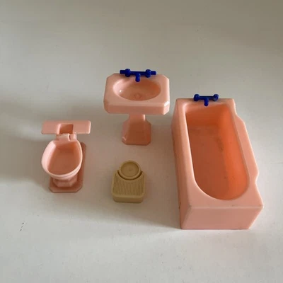 Renwal Pink Dollhouse Bathroom 1950s Partial Toilet Tub Sink Scale Vintage USA - Image 1 of 4