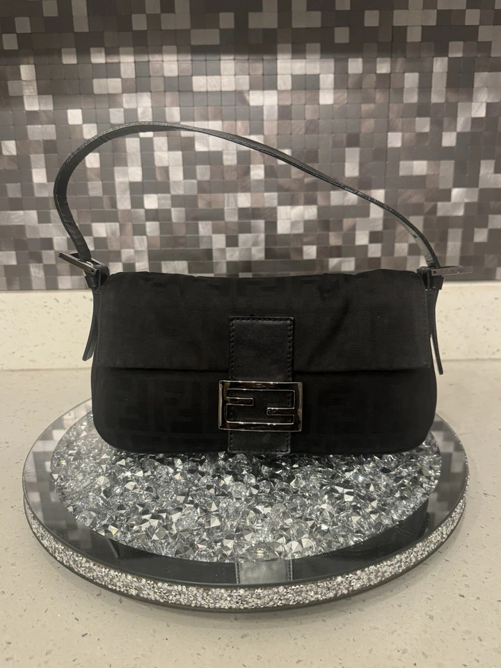 Fendi Baguette Vintage Foto 1 de 4