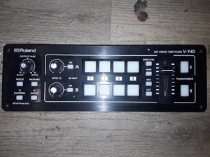 ROLAND V-1HD        Video switcher UMSCHALTER neuwertig - Bild 1 von 1