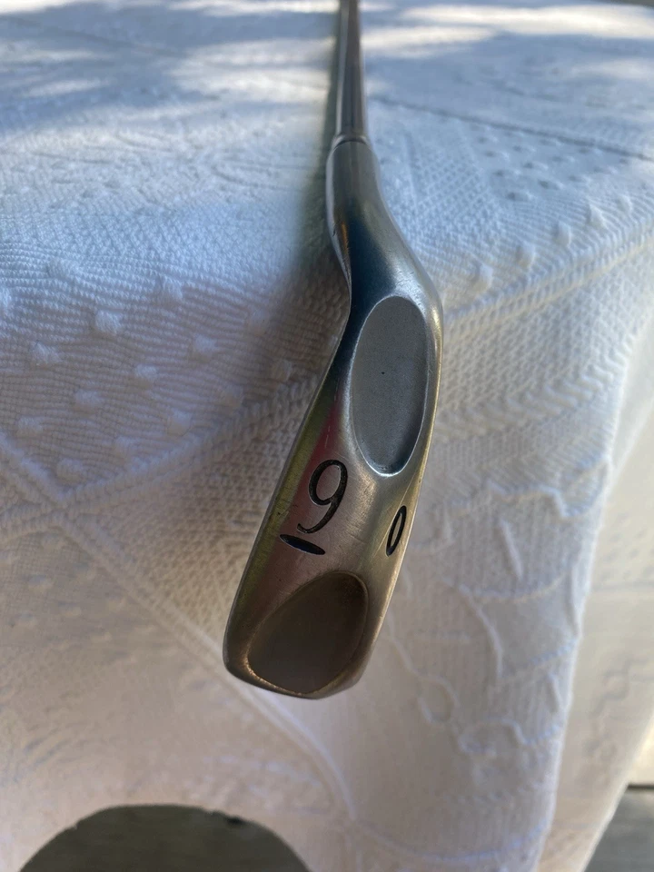 Клюшка для гольфа айрон Tommy Armour Golf Ti 100 Pure Titanium 9 под правую руку графитовая стандартная рукоять - Изображение 1 из 4